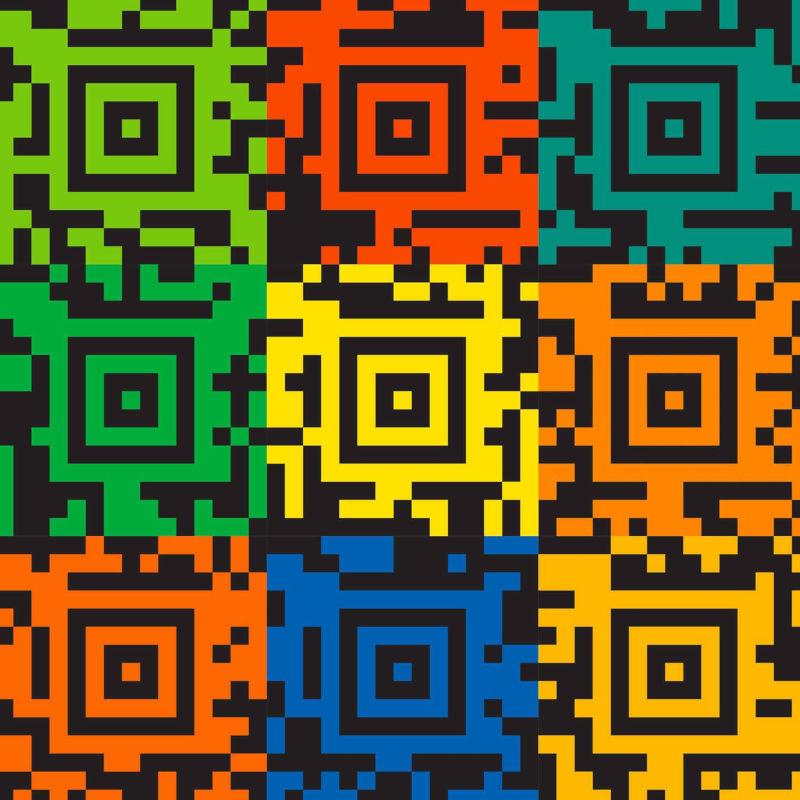 Visuel de l'exposition "Arts et Maths", représentant 9 QR codes de couleurs différentes.